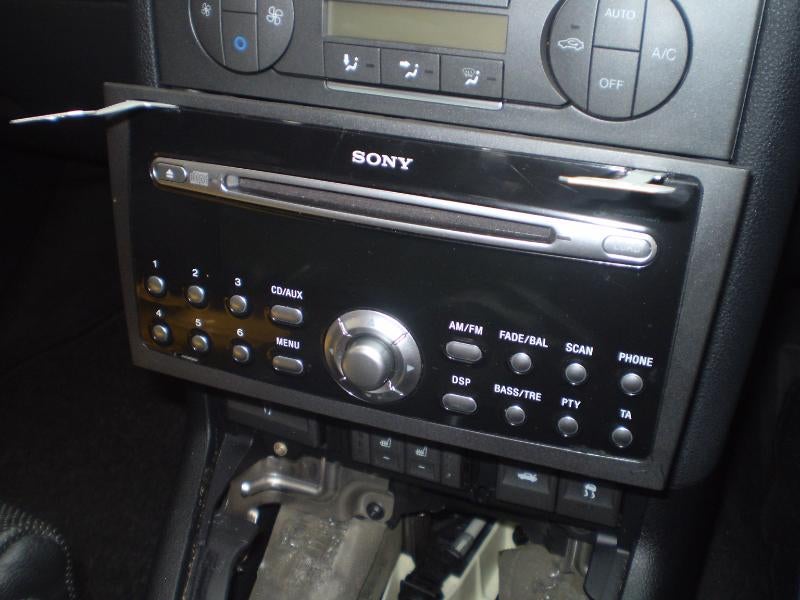 Ford mondeo sony stereo removal #7